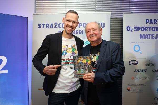 __2025_H_R_N_C_R_I_K_O_V_A_FOTO_KRST_KNIHY (11) – kópia.JPG